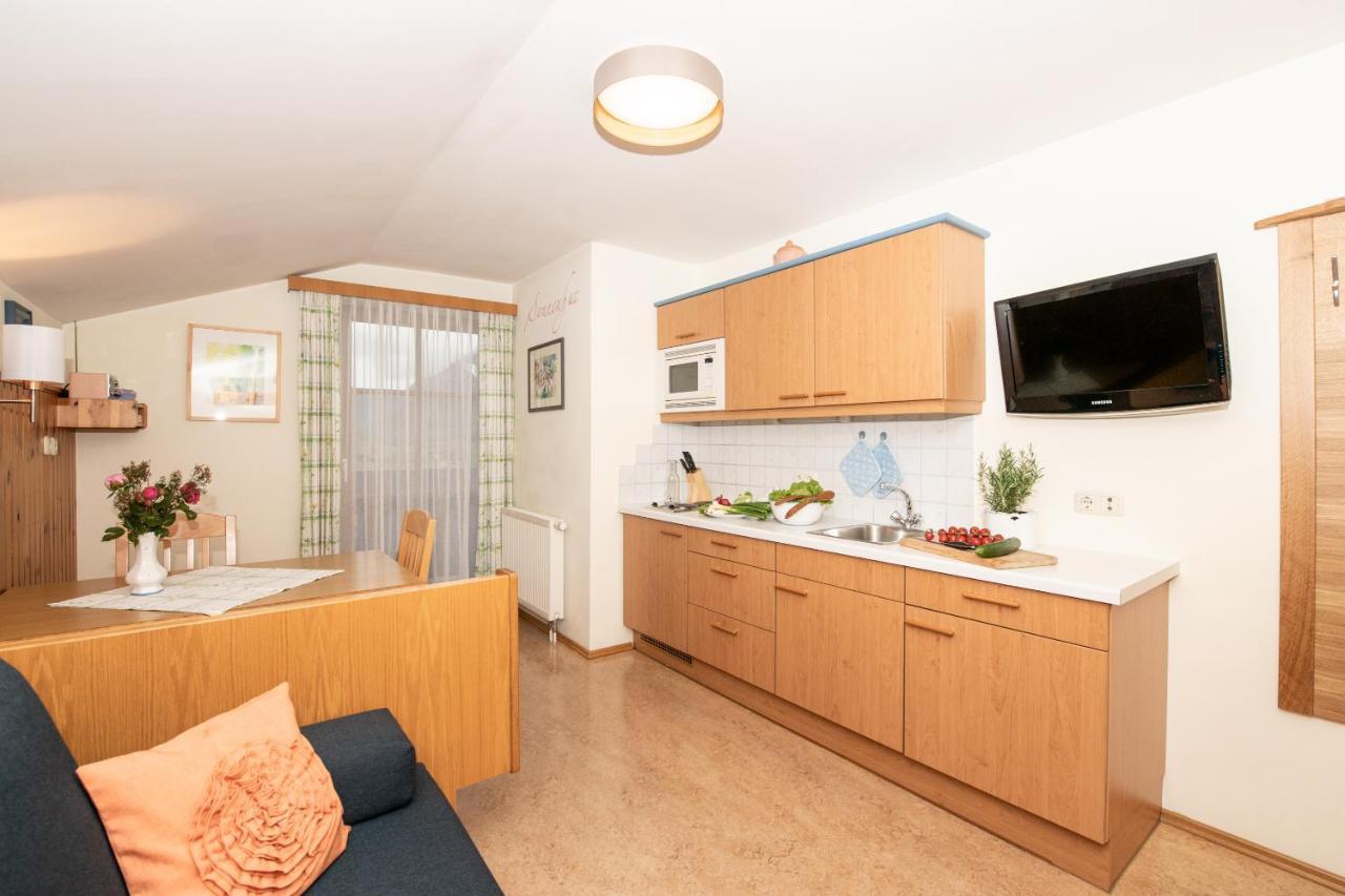Appartement-Pension Fahrnberggut เราริส ภายนอก รูปภาพ